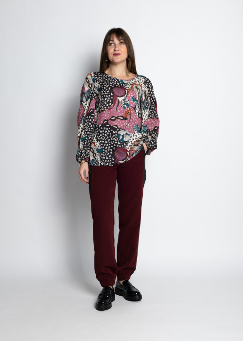 Блуза с абстрактным рисунком и круглым вырезом итальянского бренда Imperial