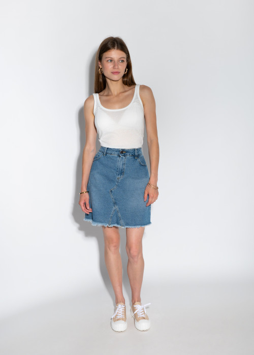 Короткая джинсовая юбка итальянского бренда Dixie