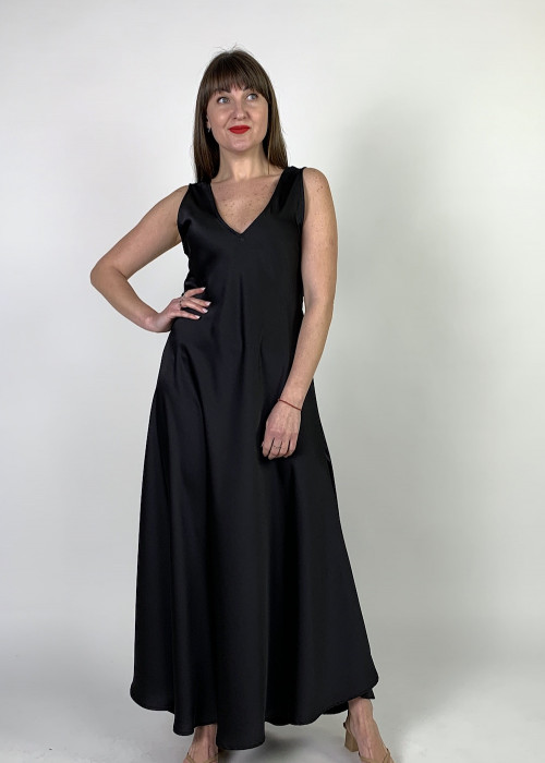 Чёрное элегантное платье итальянского бренда  Dixie