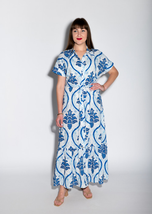 Белое платье с голубым узором длины макси итальянского бренда Motel