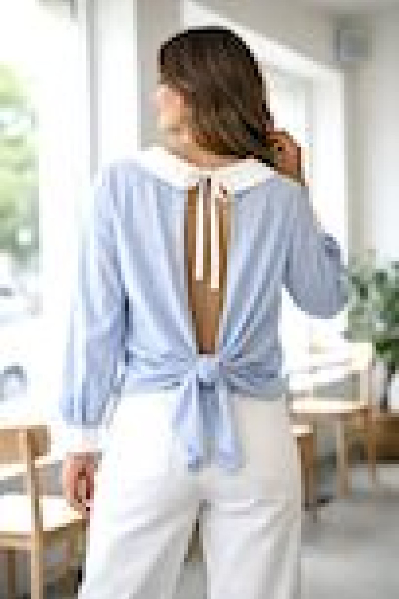 Хлопковая рубашка в голубую полоску с контрастным воротником Imperial