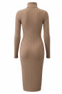 Женское вязаное обтягивающее платье миди из вискозы — розово-бежевого цвета  Joleen