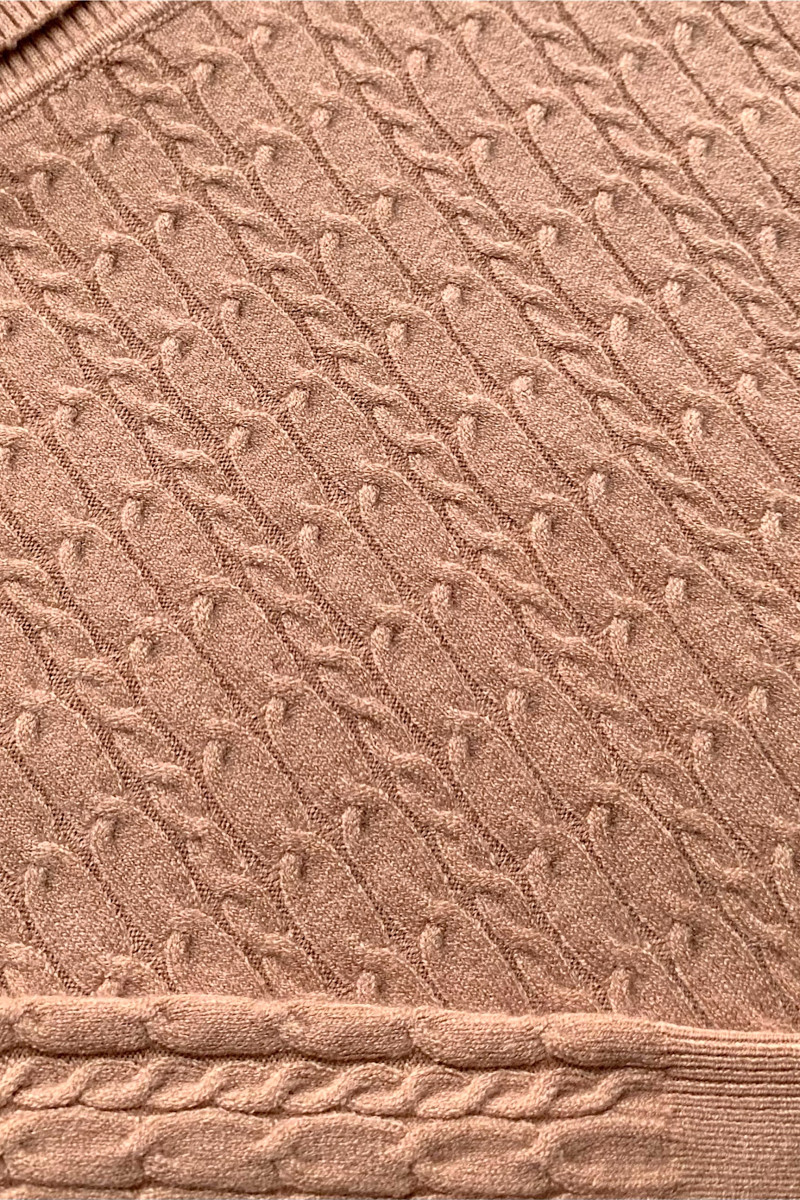 Женское вязаное обтягивающее платье миди из вискозы — розово-бежевого цвета  Joleen