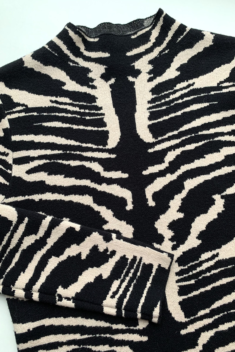 Платье из вискозы с графическим принтом No-Na