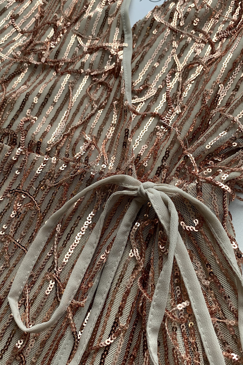 Платье с пайетками на запах мини Joleen