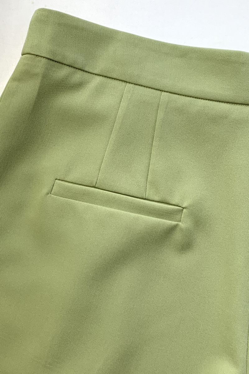 Элегантные брюки фисташкового оттенка из вискозы Dixie
