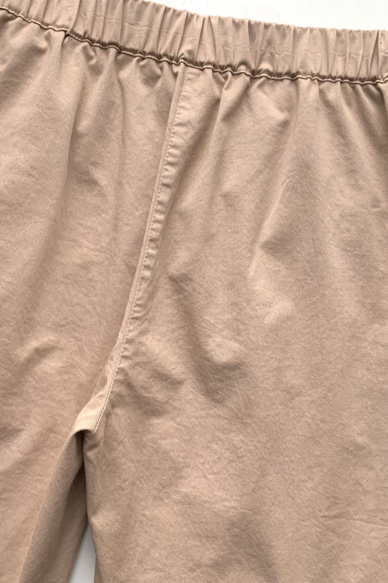 Хлопковые брюки с комфортной посадкой бисквитного цвета Dixie