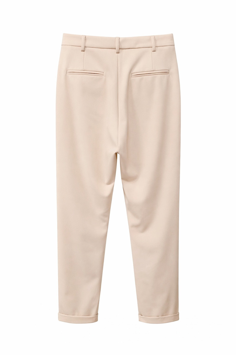 Розовые брюки с декоративными заклёпками и удобной посадкой Imperial