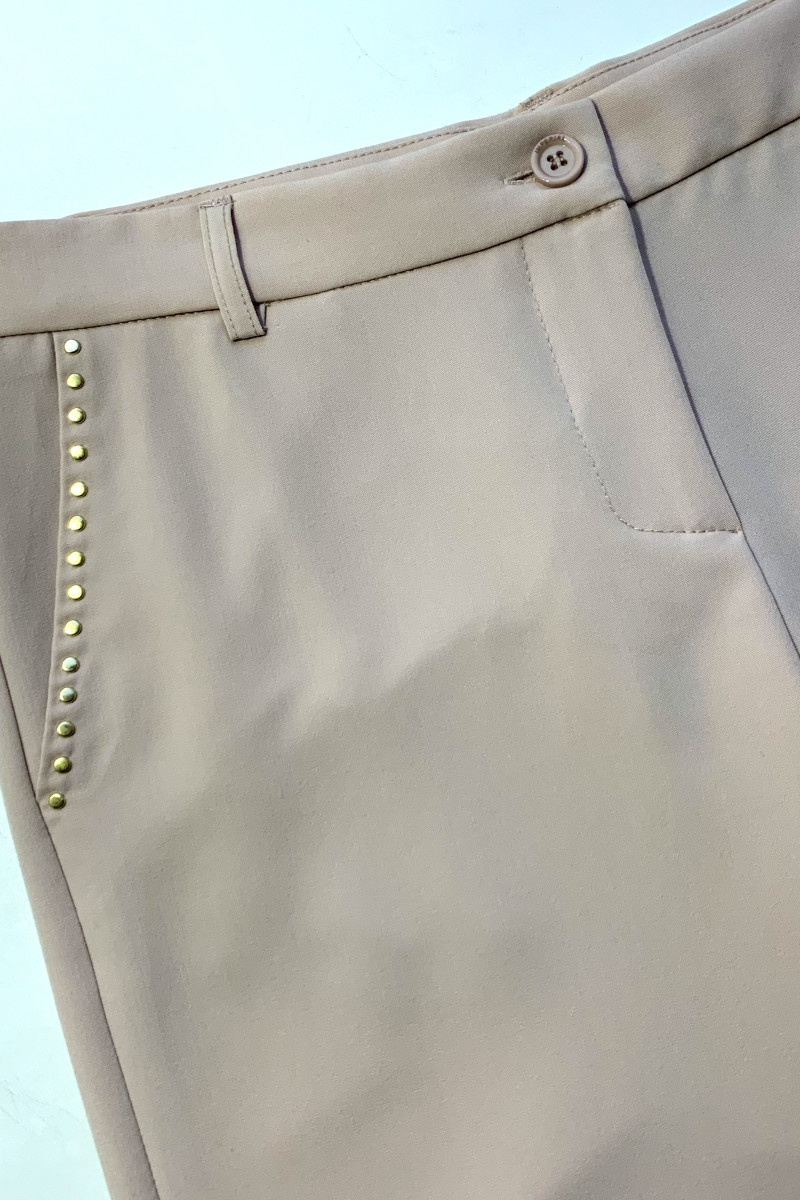 Розовые брюки с декоративными заклёпками и удобной посадкой Imperial