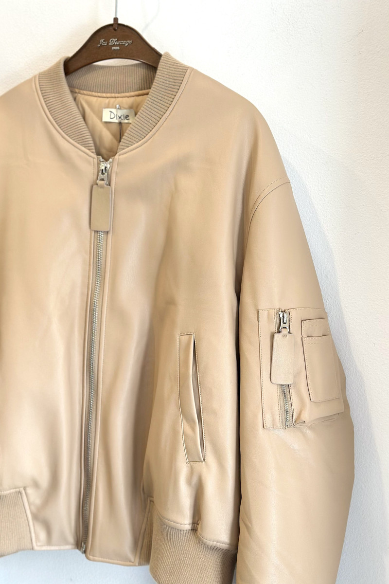 Бежевый бомбер из эко‑кожи Dixie