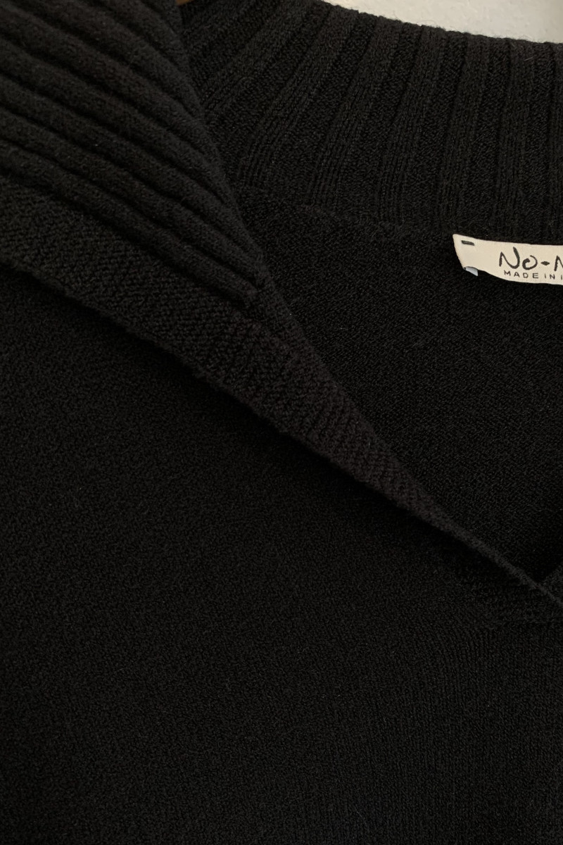 Трикотажный костюм из вискозы итальянского бренда No-Na