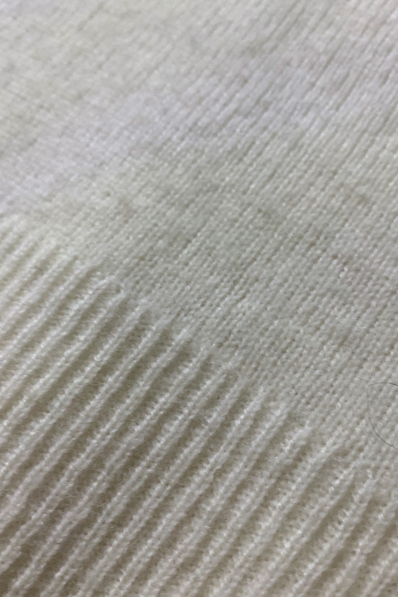 Молочный свитер из ланы и кашемира с горлом Motel