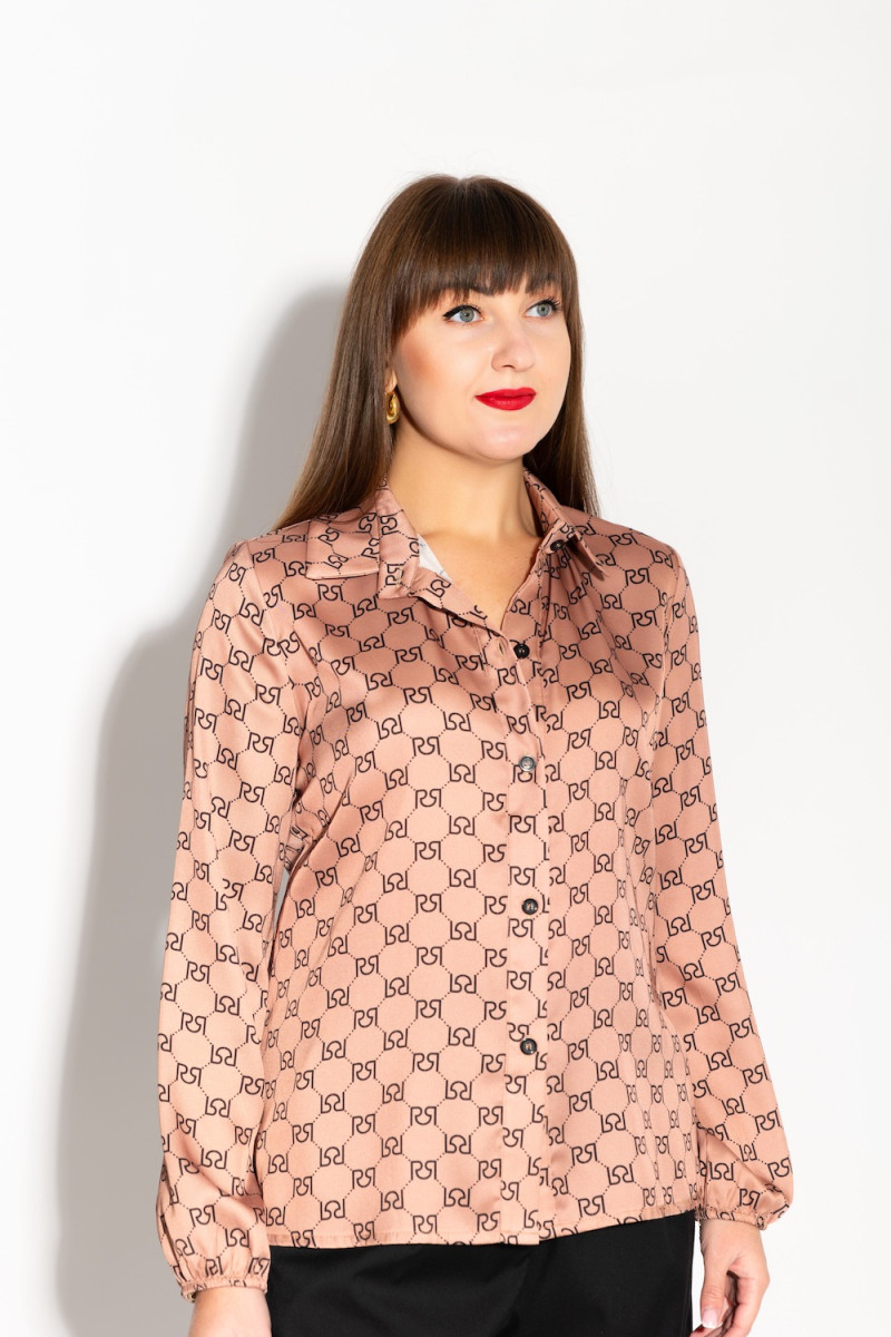 Нежно розовая блуза с принтом итальянского бренда Rinascimento