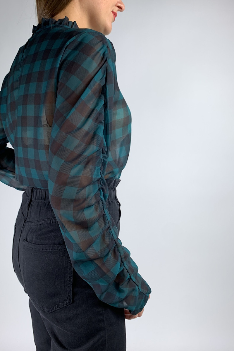 Блуза под горло итальянского бренда Imperial