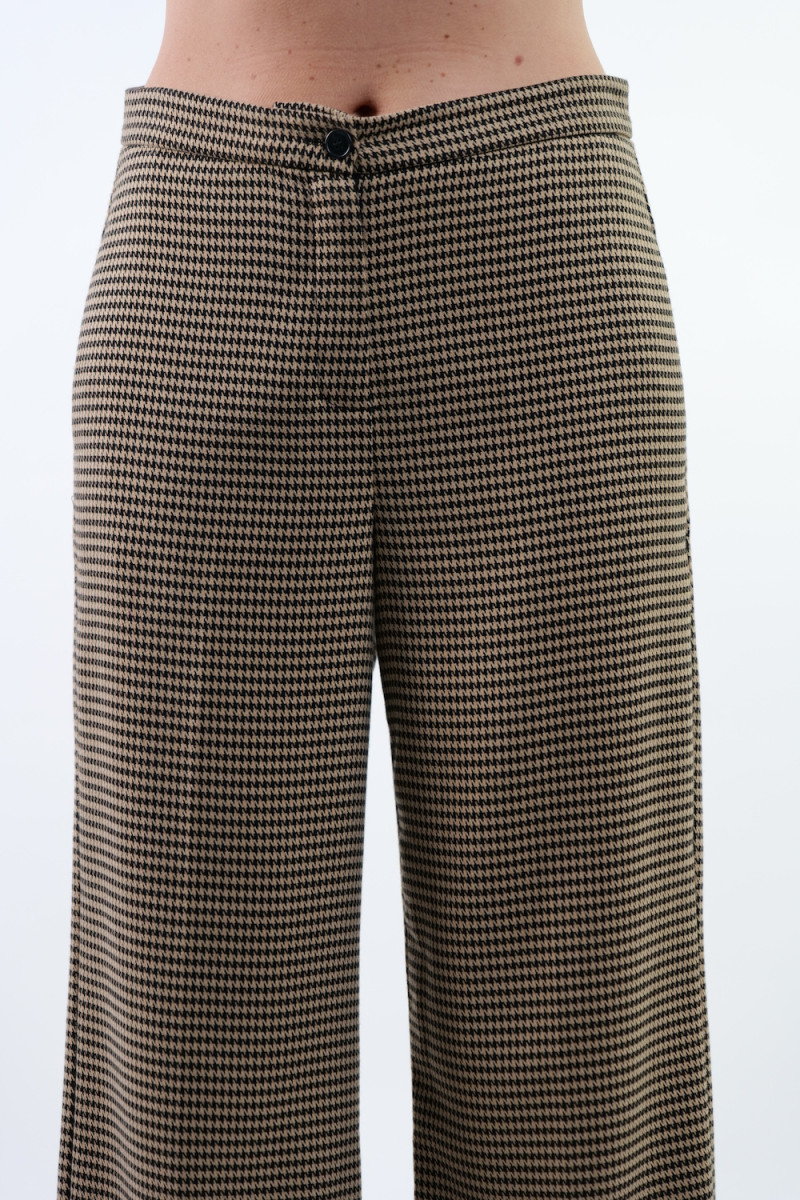 Брюки прямого крою итальянского бренда Vicolo