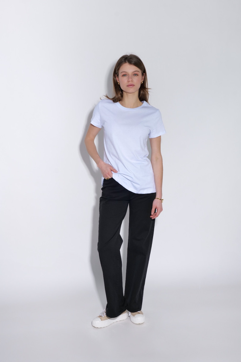 Белая базовая хлопковая футболка італьянского бренда Dixie