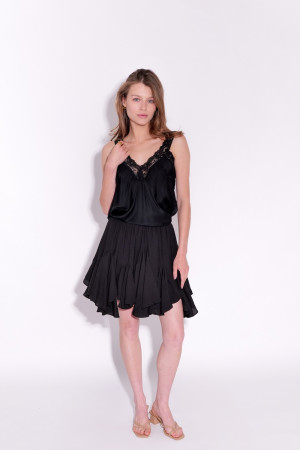 Чёрная короткая юбка из хлопка итальянского бренда Motel