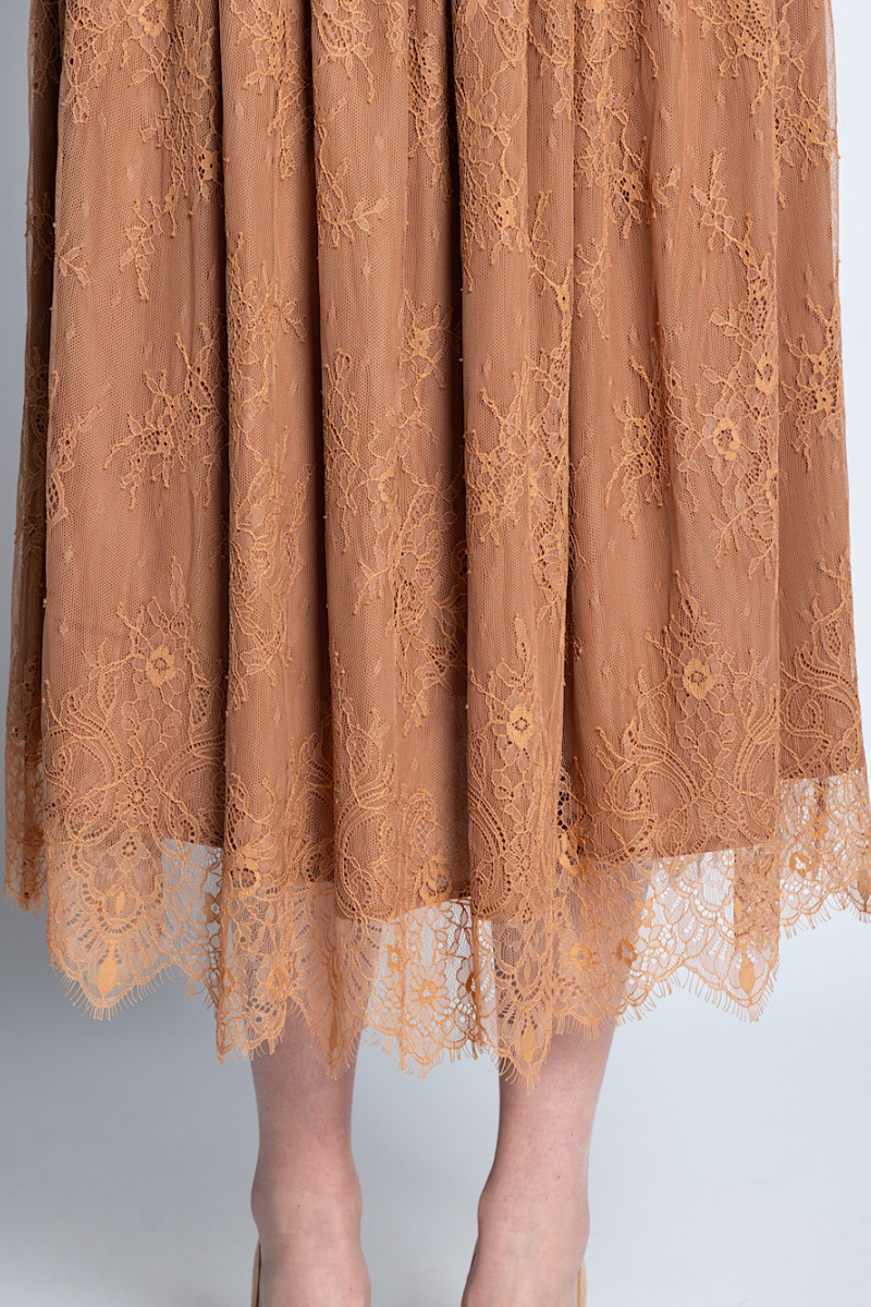 Бежевая юбка с кружевом итальянского бренда Rinascimento