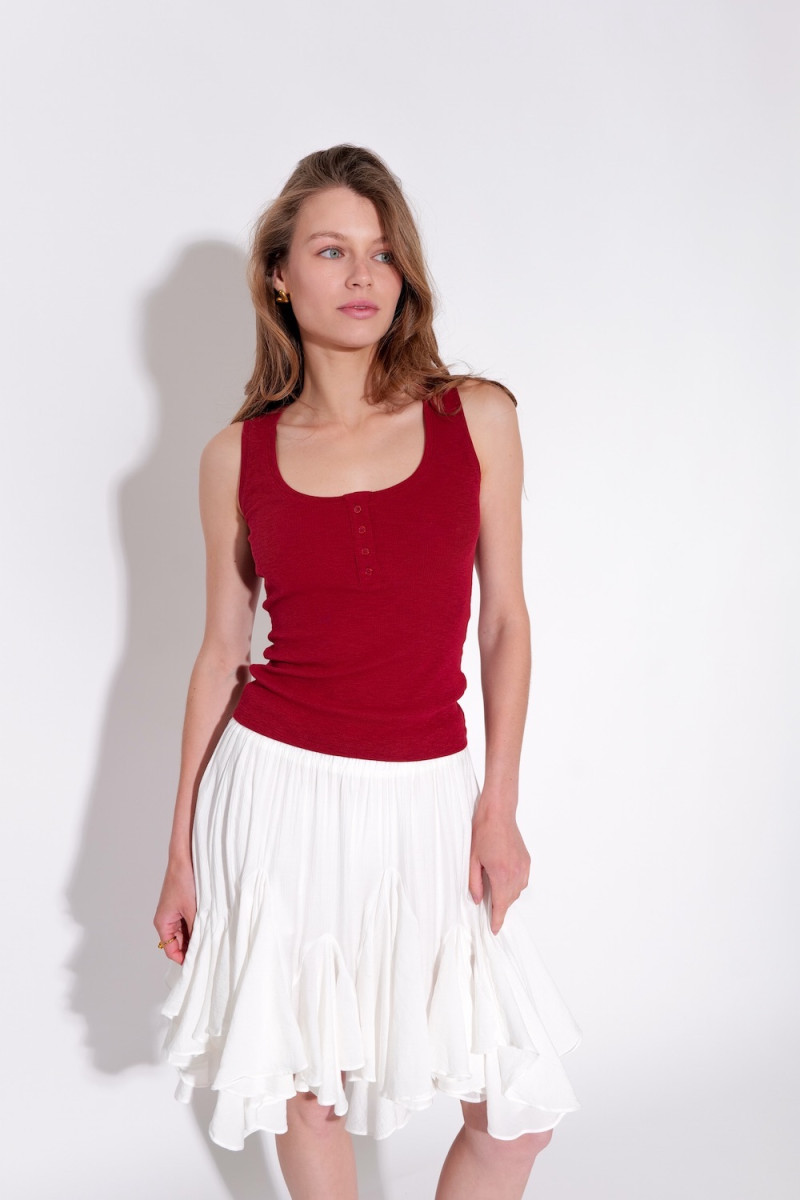 Белая короткая юбка из хлопка итальянского бренда Motel