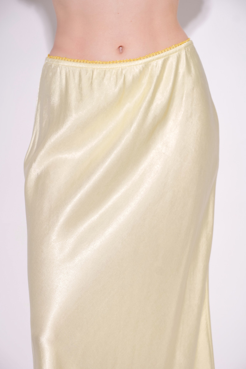 Вискозная жёлтая юбка длины макси итальянского бренда Motel