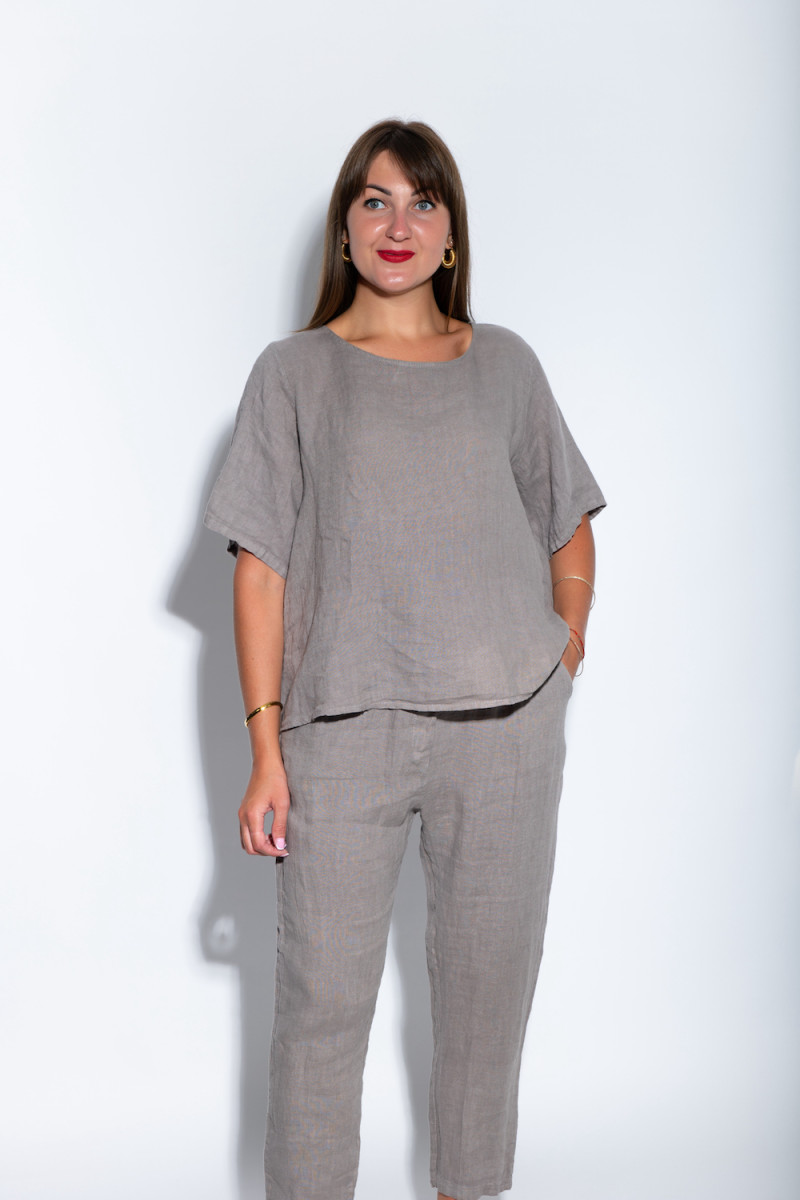 Льняной костюм цвіт моко: брюки с рубашкой итальянского бренда Motel