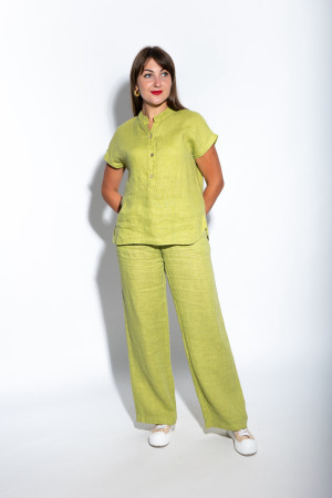 Зеленый льняной летный костюм брюки с блузой на пуговицах