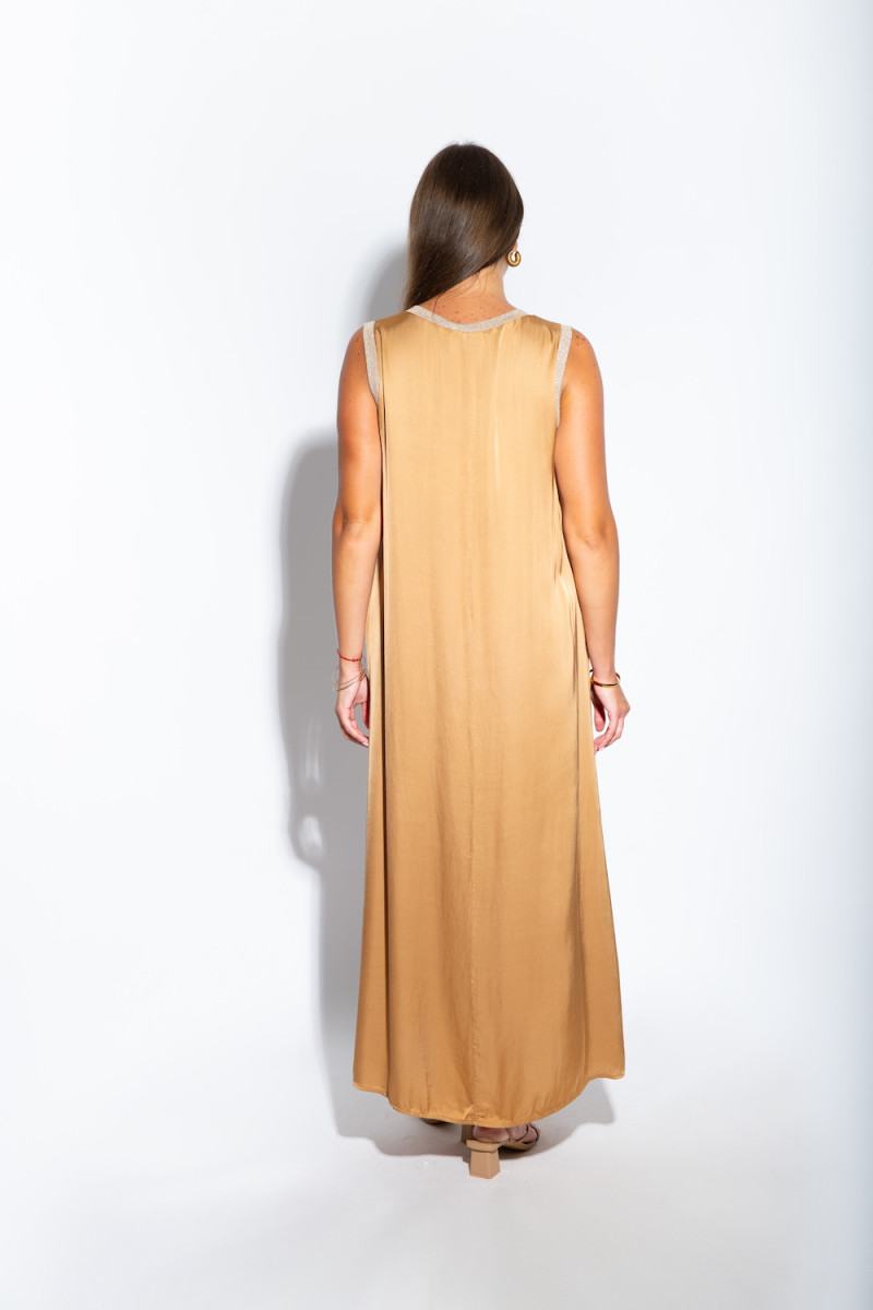 Длинное вискозное платье золотого цвета с разрезом итальянского бренда No-Na