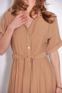 Бежево-карамельное сдержанное платье из вискозы для стильных и уверенных в себе