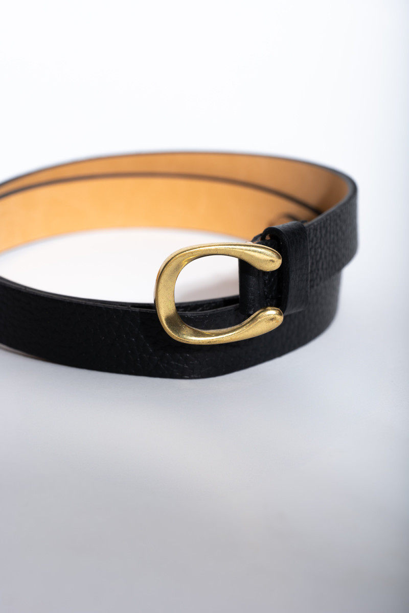 Чёрный кожаный пояс с золотой пряжкой итальянского бренда Dixie