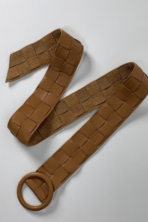 Коричневый кожаный пояс итальянского бренда Joleen