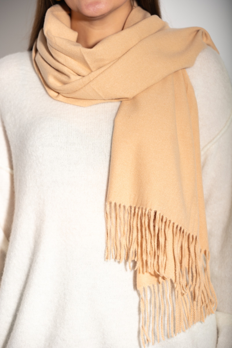 Шарф с шерстью кремового цвета итальянского бренда No-Na