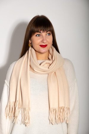 Шарф с шерстью молочного цвета итальянского бренда No-Na
