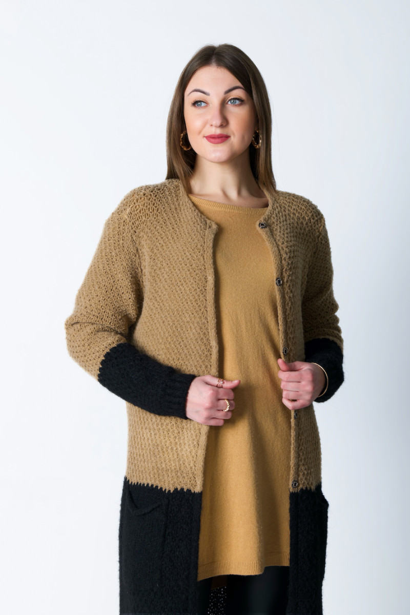 Вязаный кардиган итальянского бренда Rinascimento