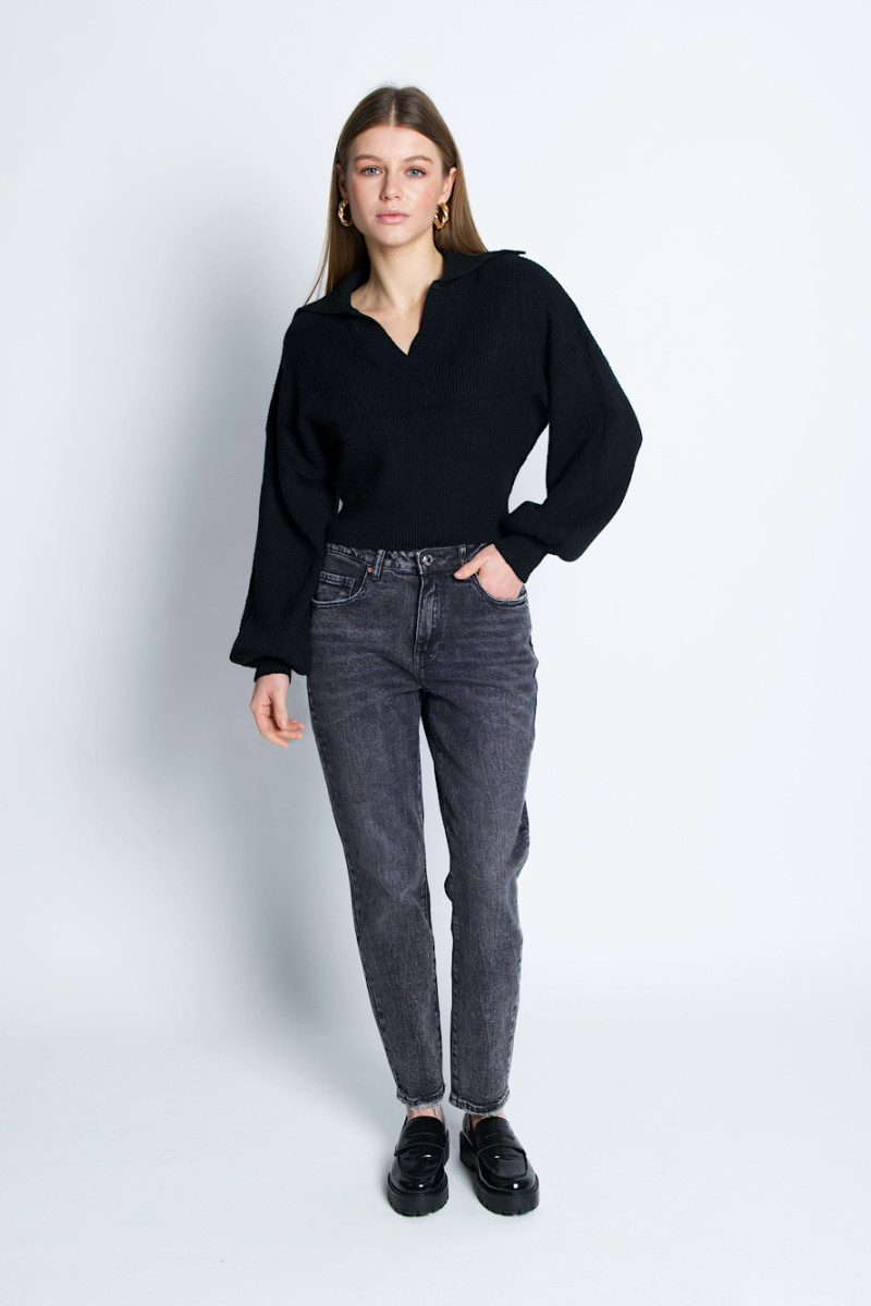 Чёрный свитер-поло итальянского бренда No-Na