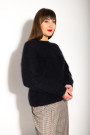 Чёрный свитер с кид мохером с круглым вырезом итальянского бренда No-Na