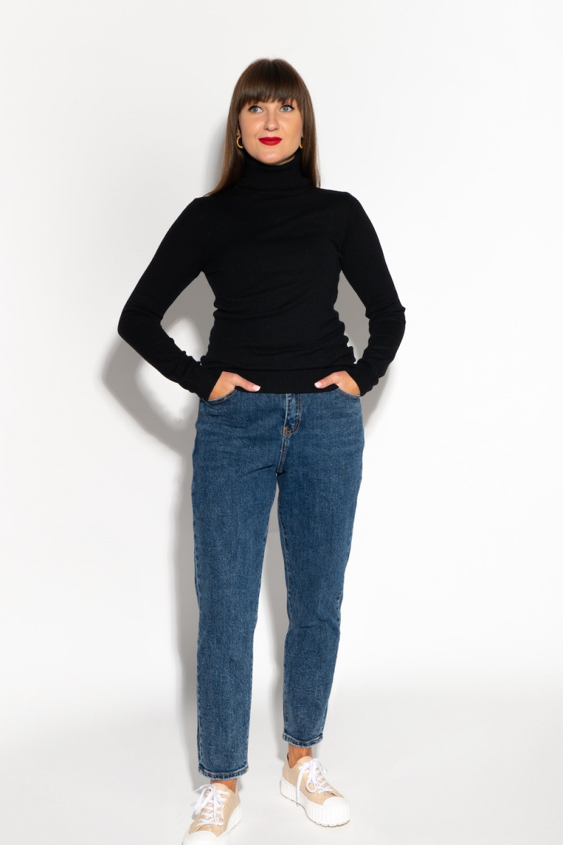 Вискозный гольфик с горлом черного цвета итальянского бренда No-Na