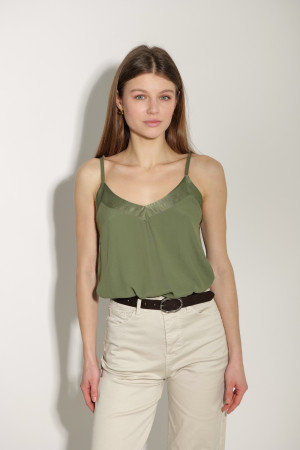 Зелёный вискозный топ на тонких брителях итальянского бренда Dixie