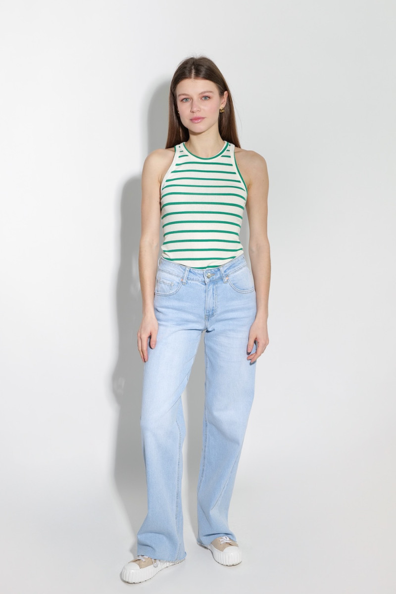 Вискозный молочный топ в зеленую полоску итальянского бренда Dixie