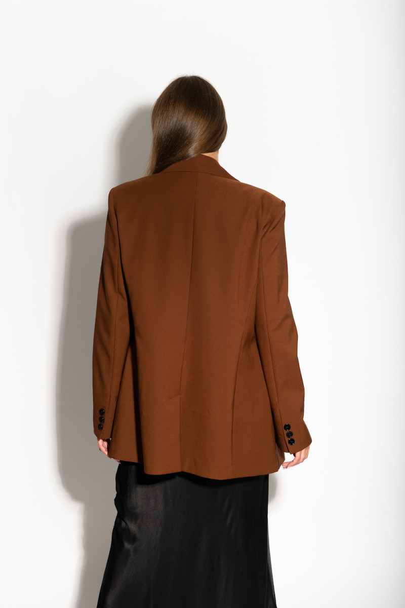 Стильный коричневый жакет от Imperial