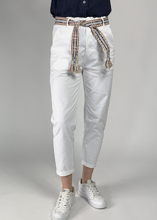 Белые хлопковые брюки с поясом в комплекте