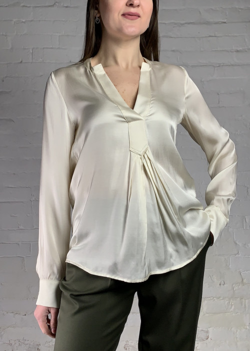 Вискозная блуза итальянского бренда Dixie