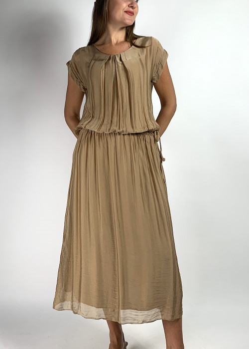 Легкое шёлковое летнее платье бежевого цвета в греческом стиле итальянского бренда  Joleen