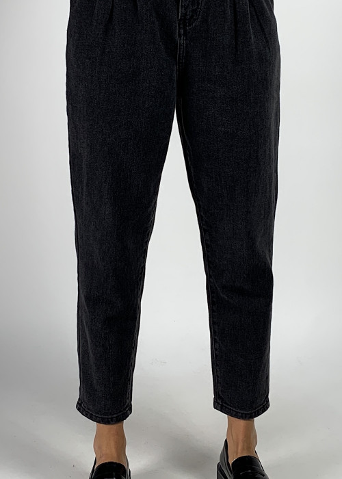 Чёрные завышеные джинсы итальянского бренда  Joleen