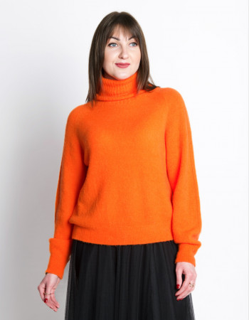Оранжевый свитер с горлом шерстью ланы и альпаки итальянского бренда No-Na