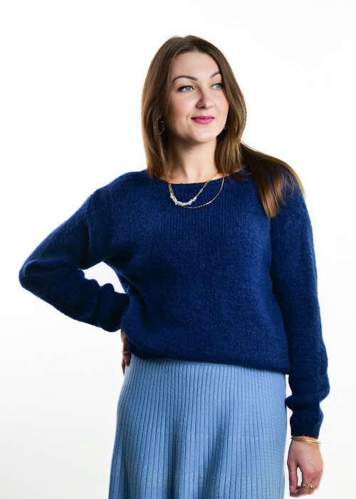 Синий теплый свитер с круглым вырезом итальянского бренда No-Na