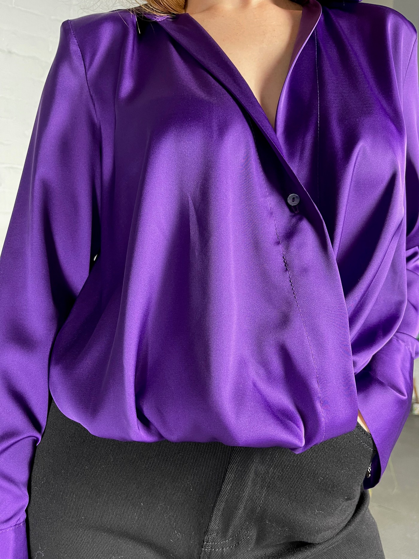 Атласная блуза Vicolo.