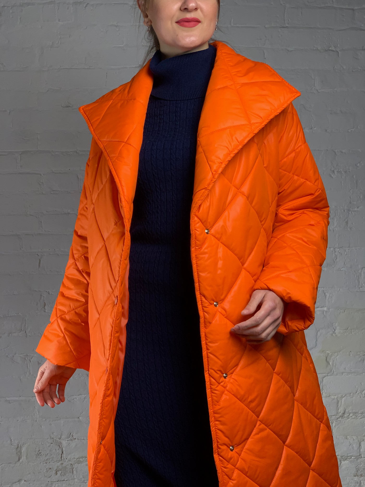 Сінтепонове пальто яскравого кольору