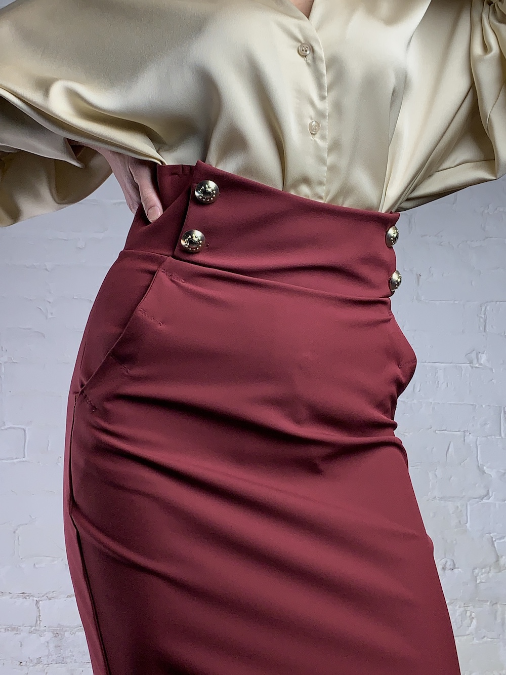 Узкая юбка итальянского бренда Rinascimento