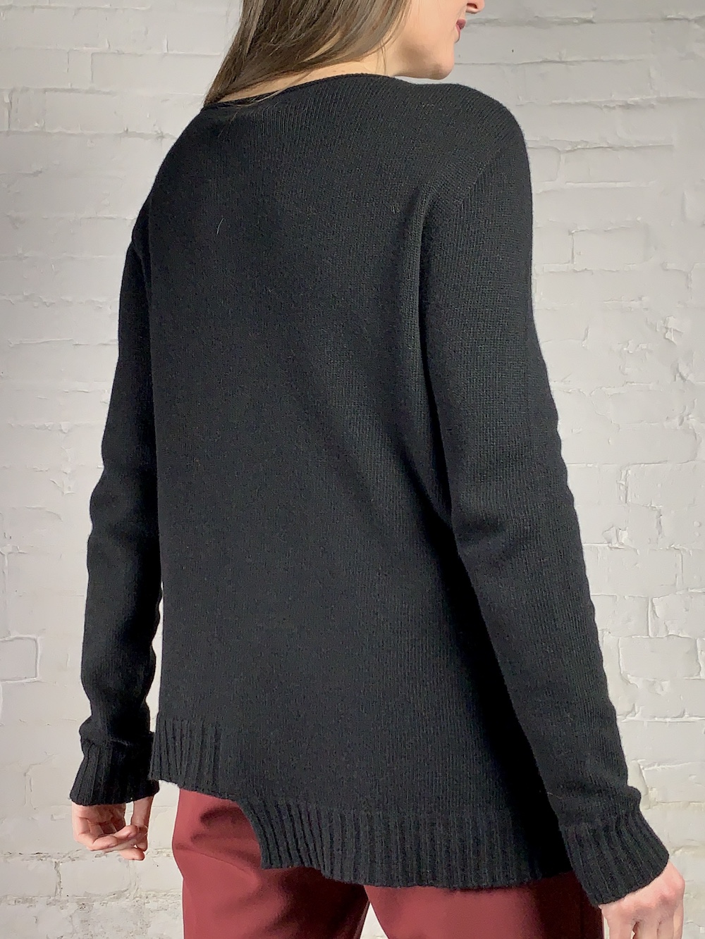 Кашеміровий чорний светр J-Clair