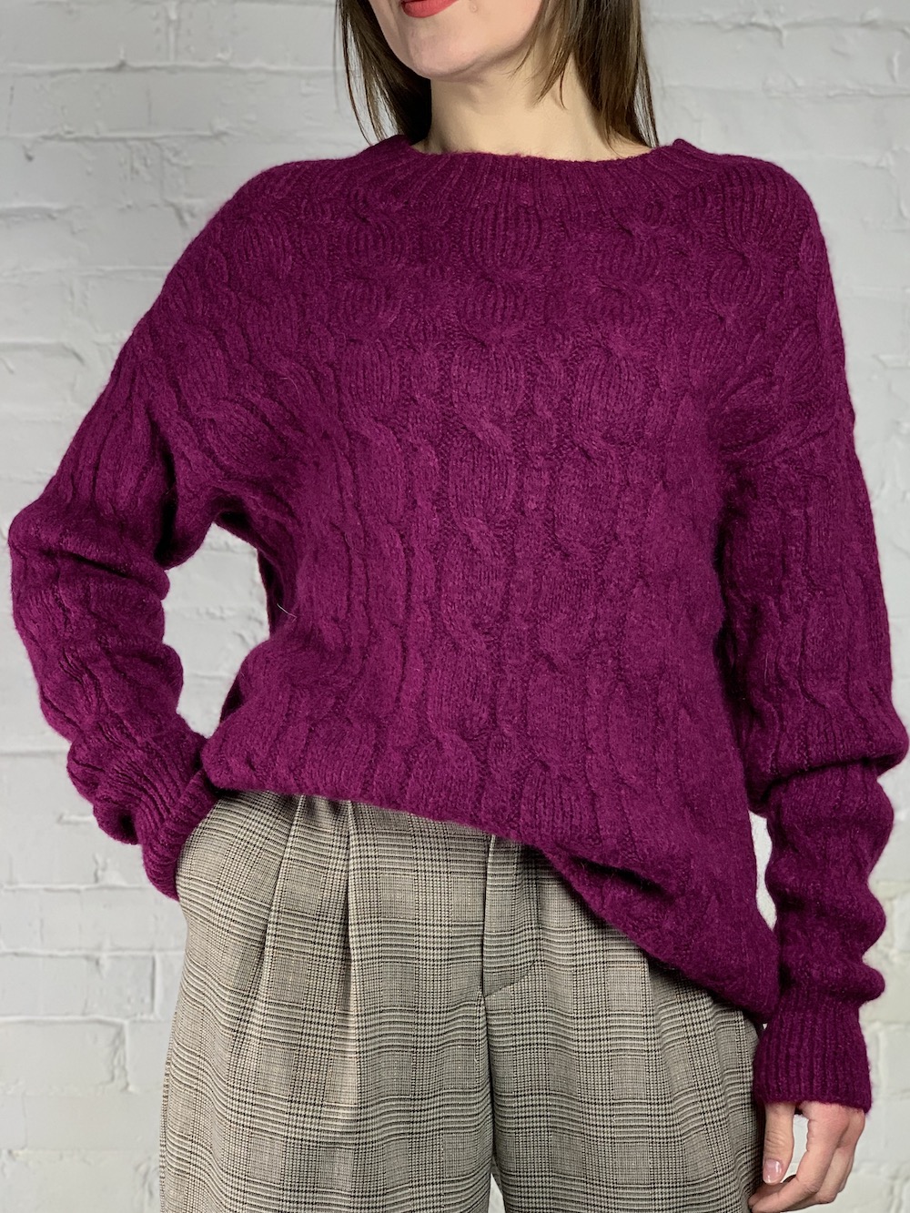 Теплый свитер ягодного цвета, итальянского бренда No-Na